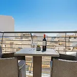 Luxury With Balcony, Area דירה Gzira