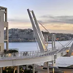 Luxury With Balcony, Area * Gzira